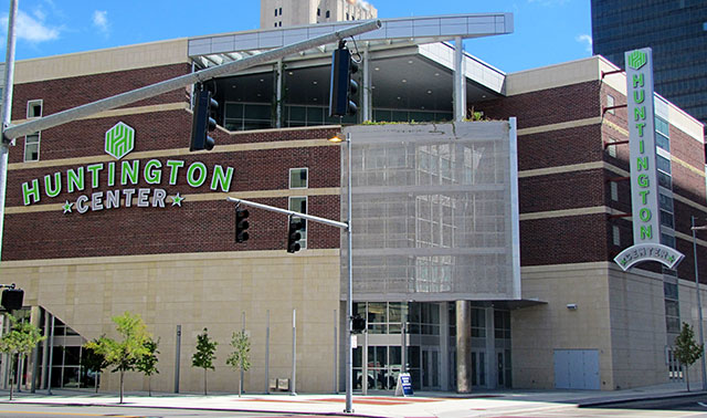 Photo of the Main Entrance of the Huntington Center